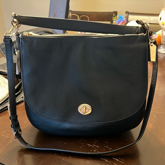 Coach Turnlock Hobo - Picture 1 of 8